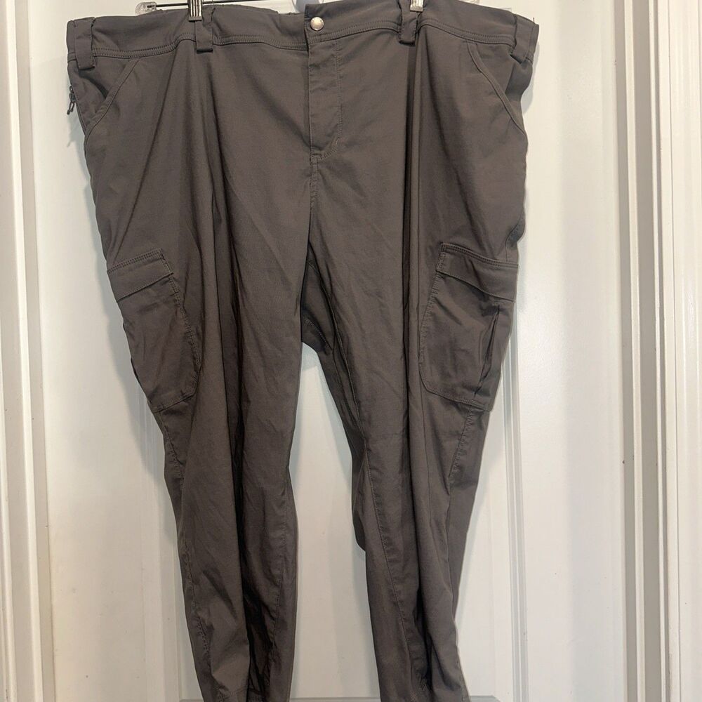 Duluth Trading Pants Womens 26W Cargo Capri Hiking Outdoor Stretch Nylon Grey